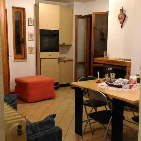 Casetta A Due Piani Nel Cuore Di Pesco Vakantiehuis