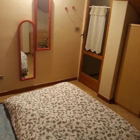 Vakantiehuis Casetta A Due Piani Nel Cuore Di Pesco